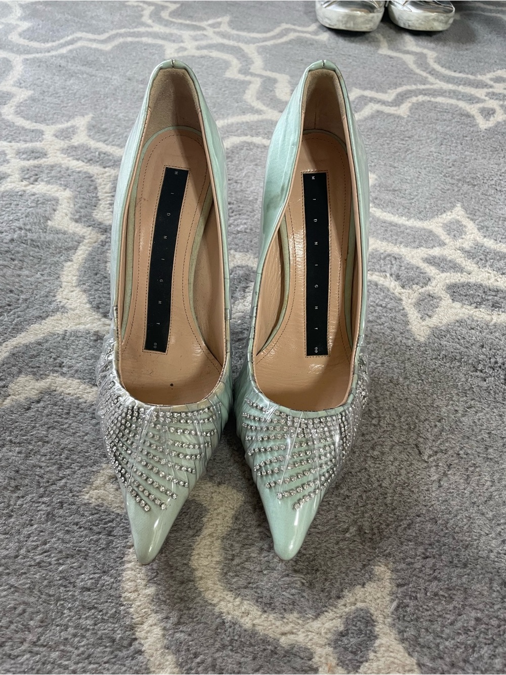 Midnight 00 Seafoam Green Heels